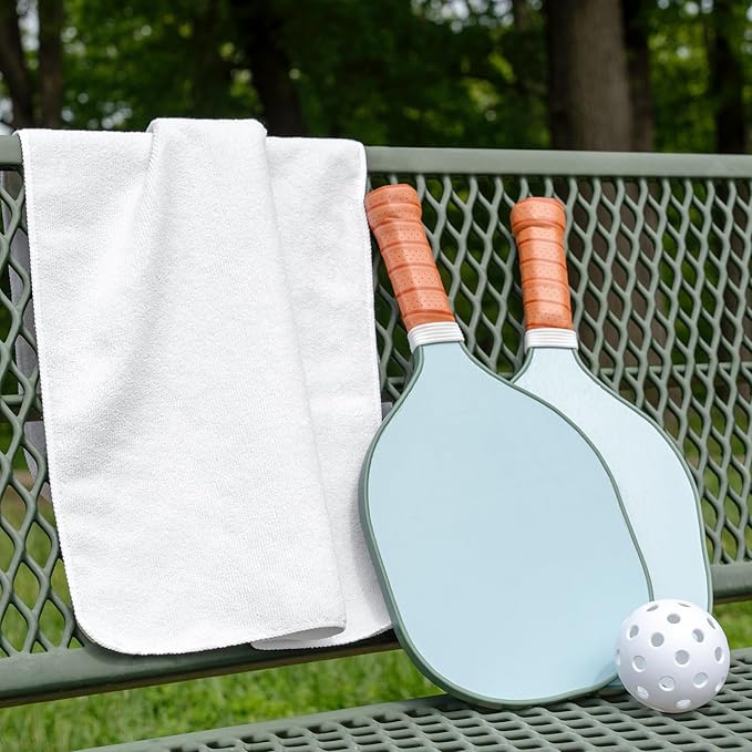 S&T INC. Microfiber Gym Towels, Yoga Towel for Home and Gym Bag, 16 Inch x 27 Inch, 3 Pack