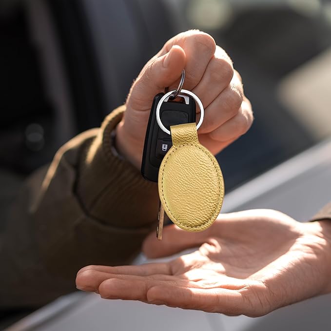 LaserGram Oval Keychain, Golf Ball, Personalized Engraving Included (Gold)