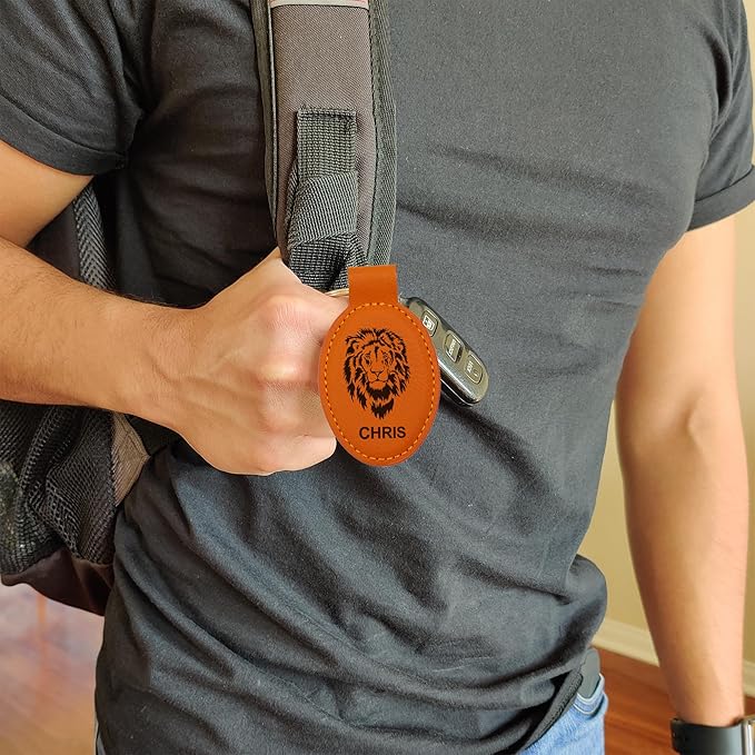 LaserGram Oval Keychain, Golfer Golfing, Personalized Engraving Included (Orange)